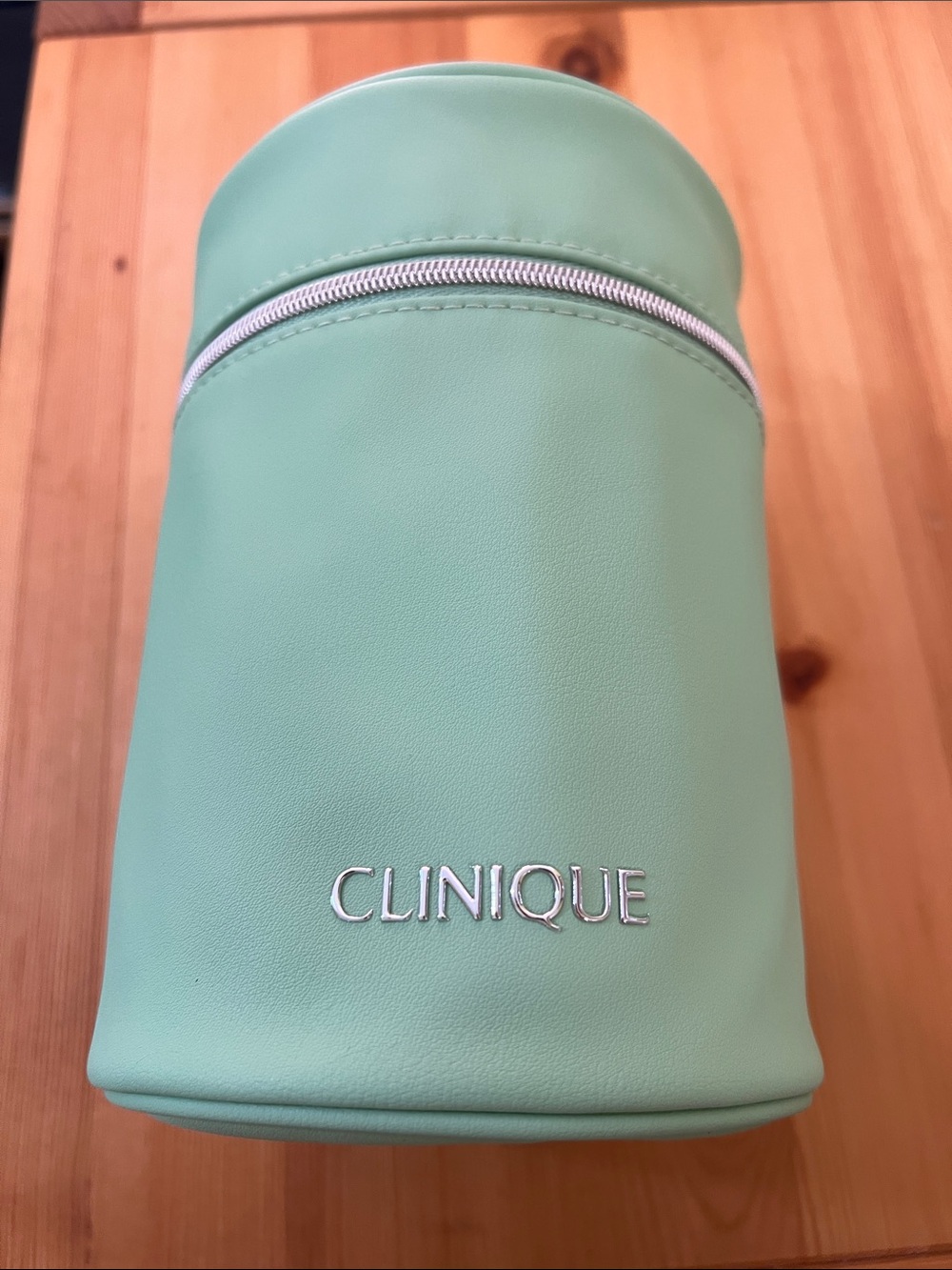 Clinique Green Round Makeup Bag